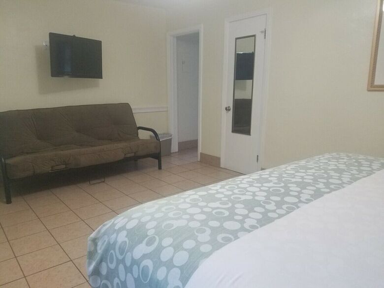 Magic Beach Motel