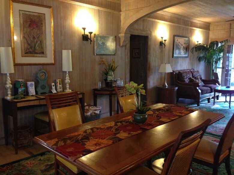 Poipu Bed & Breakfast Inn