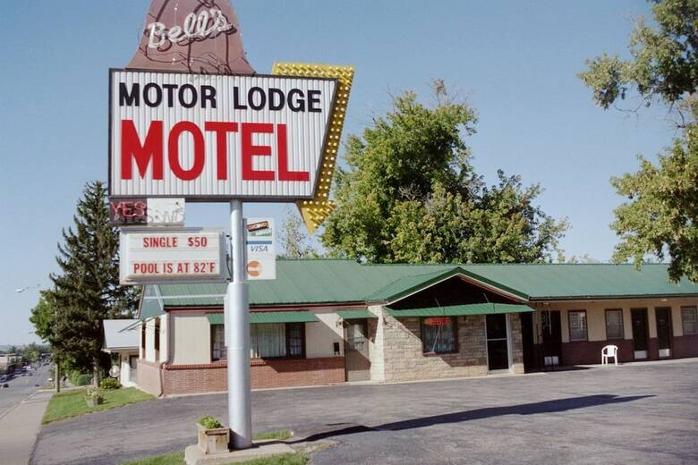 Bell's Motor Lodge Motel