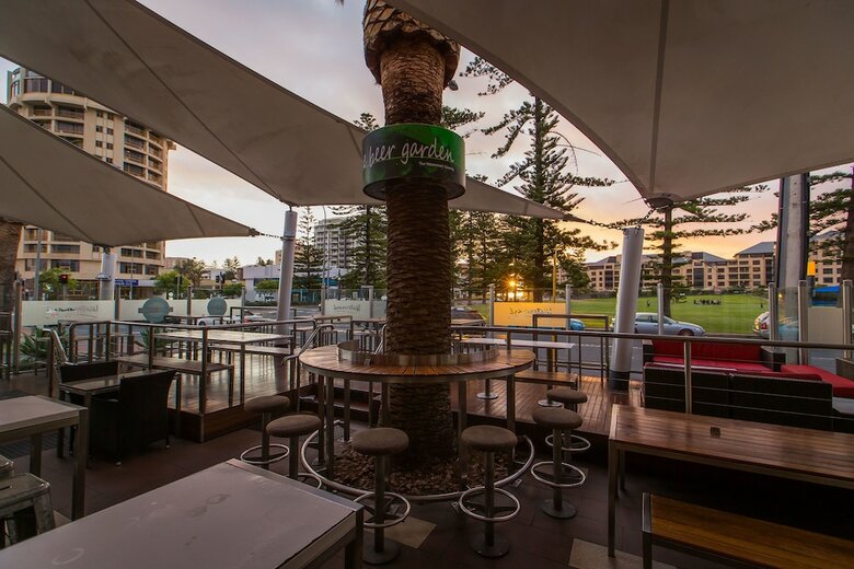 Motel Nightcap At Watermark Glenelg