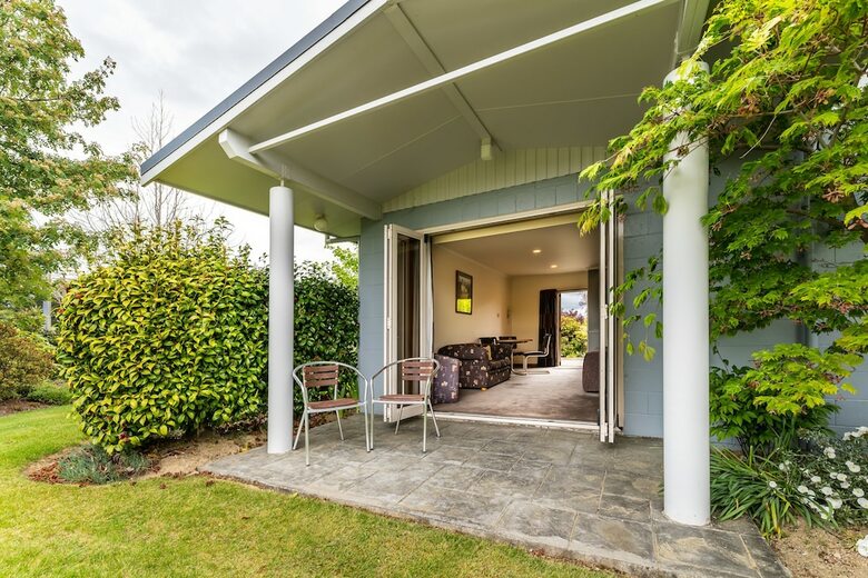 Lakeside Motel And Apartments - Te Anau