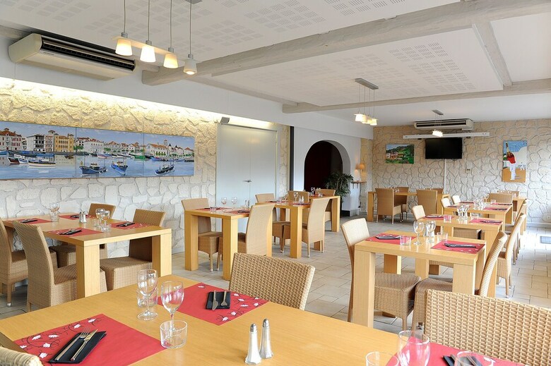 Hotel Restaurant Du Pont D'ascain
