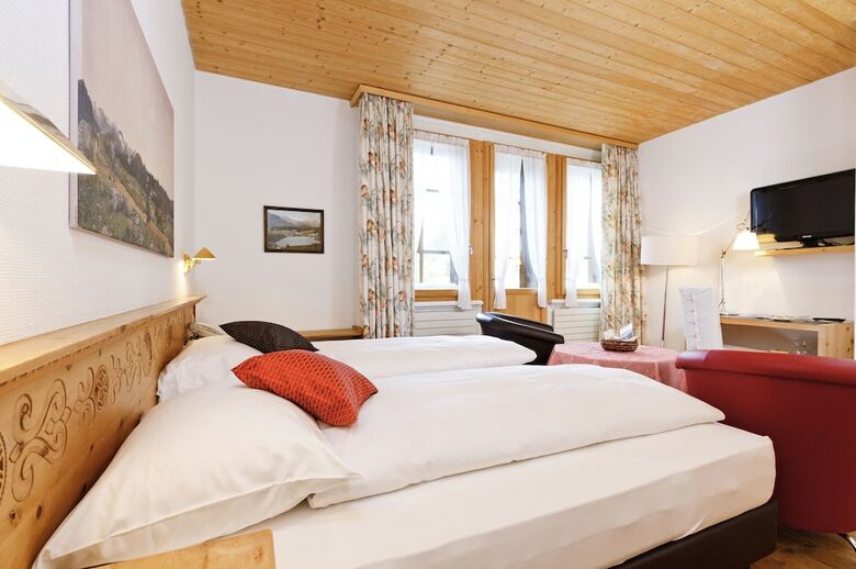 Schweizerhaus Swiss Quality Hotel