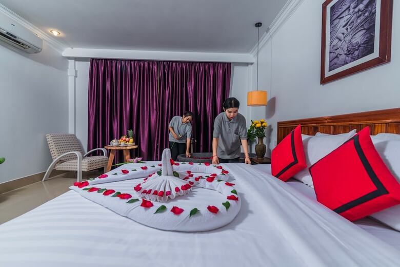 Mekong Angkor Deluxe Hotel