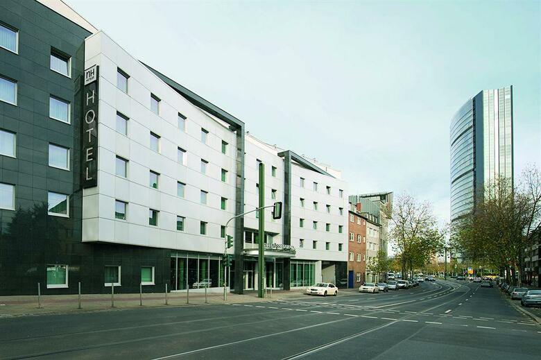Hotel NH D�sseldorf City-nord