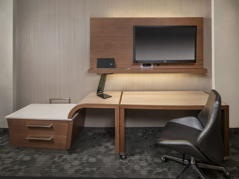 Hotel Courtyard By Marriott Detroit Brighton