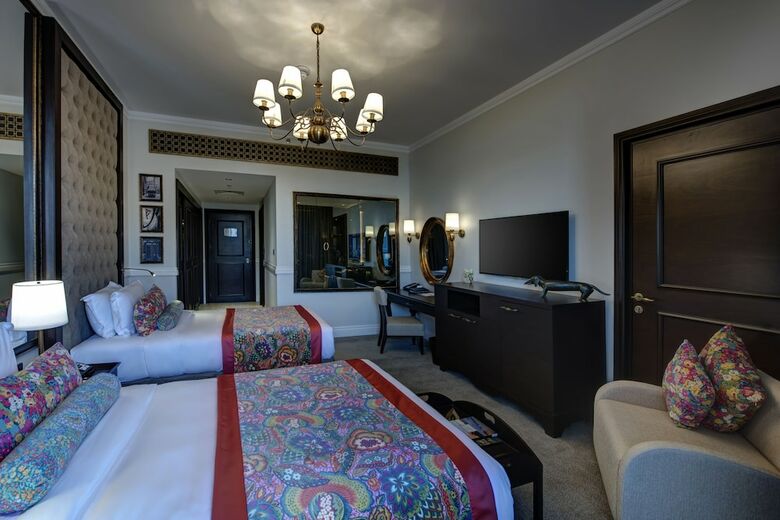 Dukes The Palm, A Royal Hideaway Hotel