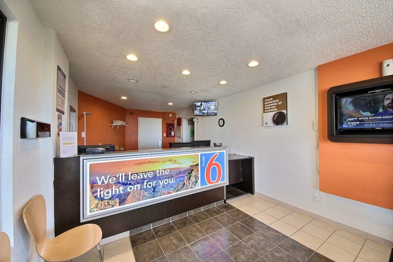 Motel 6 Laredo, Tx - North I-35