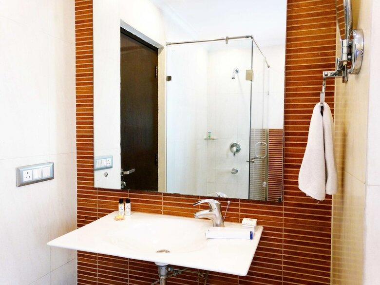 Hotel The Legend Inn - New Delhi