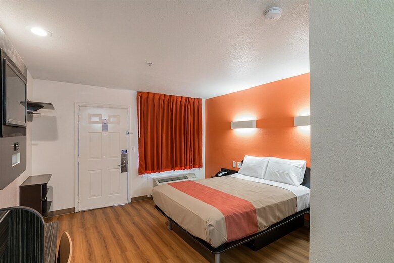 Motel 6 Grand Prairie, Tx