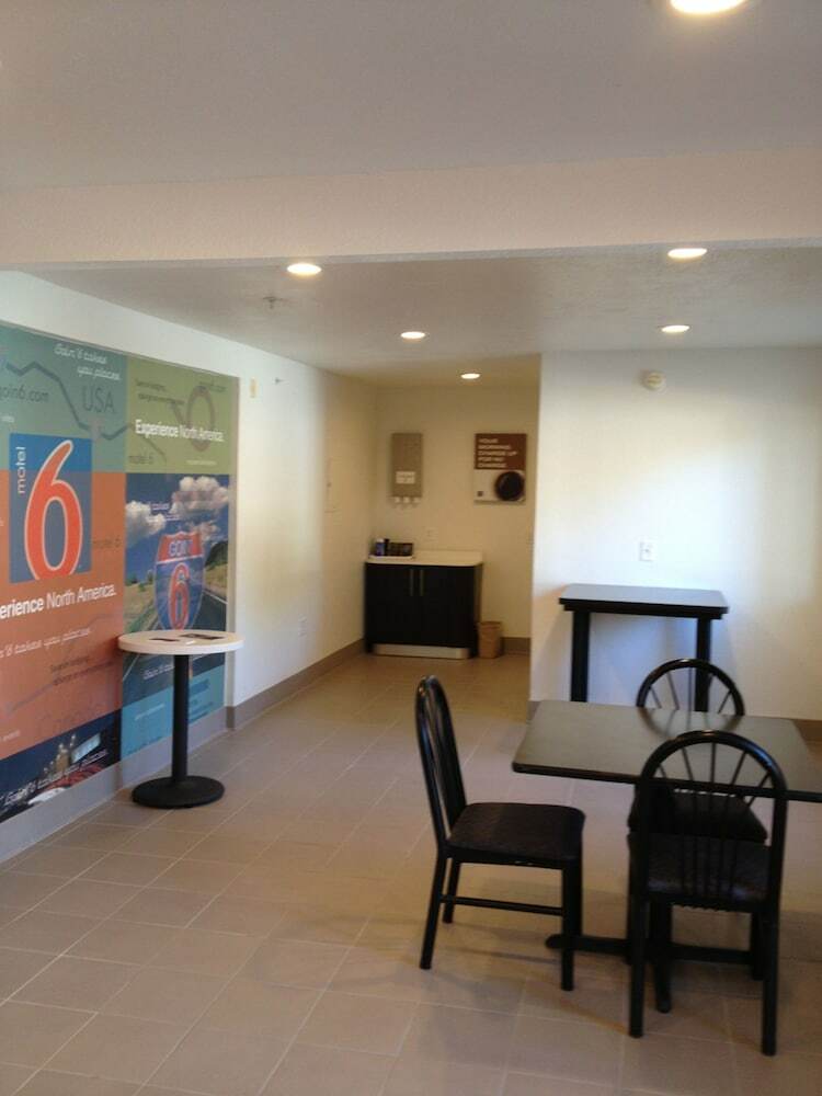 Motel 6 Grand Prairie, Tx