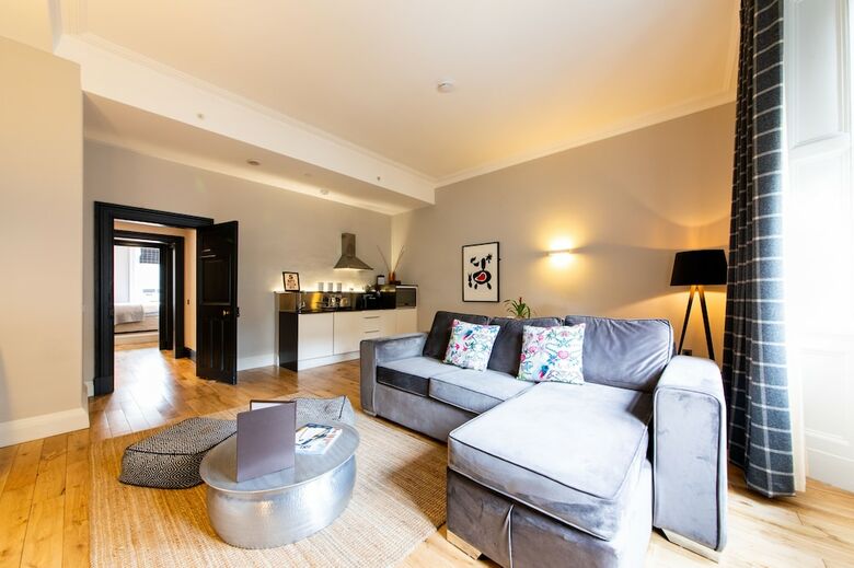 Apartamentos Linton Collection - North Bridge Lofts