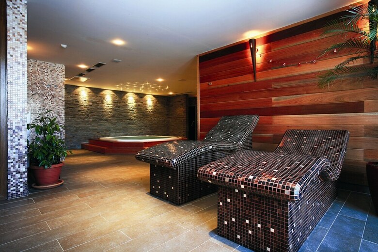 Hotel International