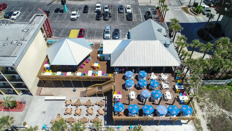 Hotel Beachbreak By The Sea