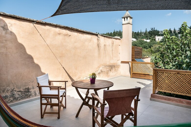 Hotel Lemon Tree Eco-retreat With Terraces