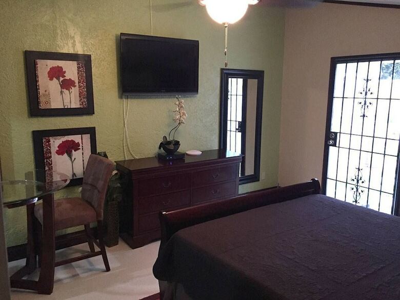 Apartamentos Brownstone Marlin Drive