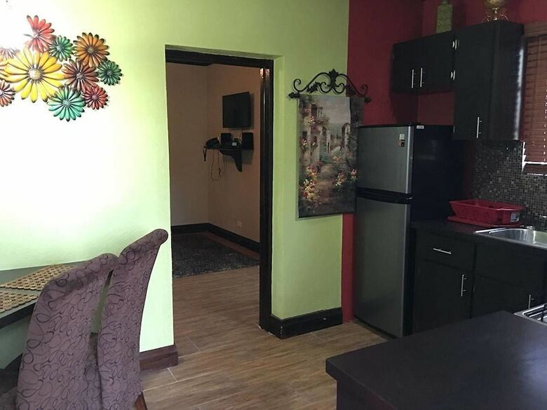 Apartamentos Brownstone Marlin Drive