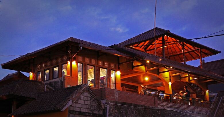 Hotel Guru Ratna Homestay