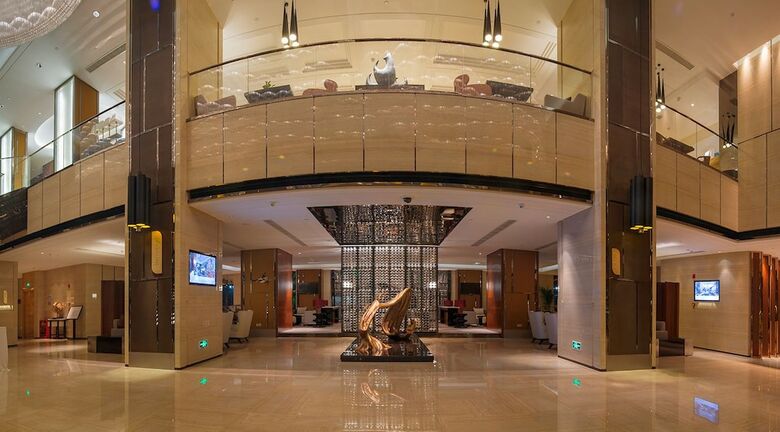 Howard Johnson Jinyi Hotel Chongqing
