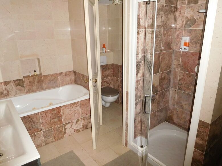 Bed & Breakfast Ch�teau De Courcelette