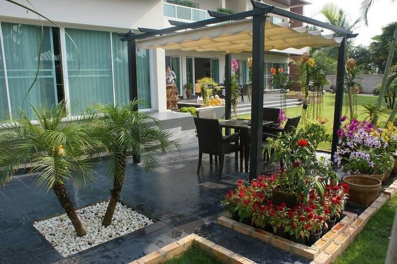 Hotel Sumali Villa