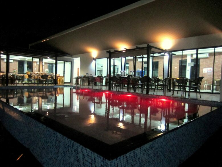 Life Grand Hotel