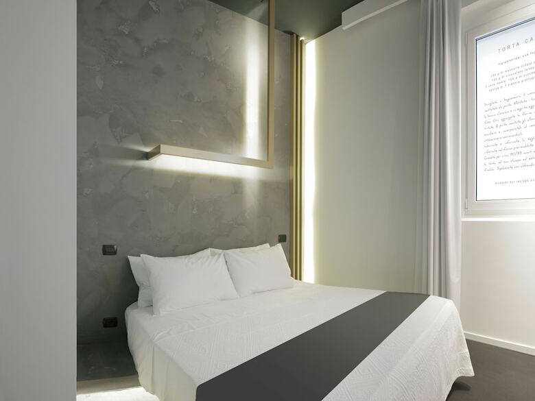 Hotel Bed And Taste