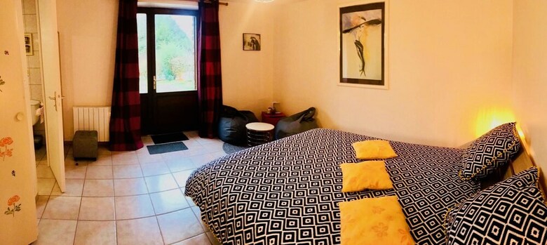 Hotel Chambres D'h�tes Les Tilleuls