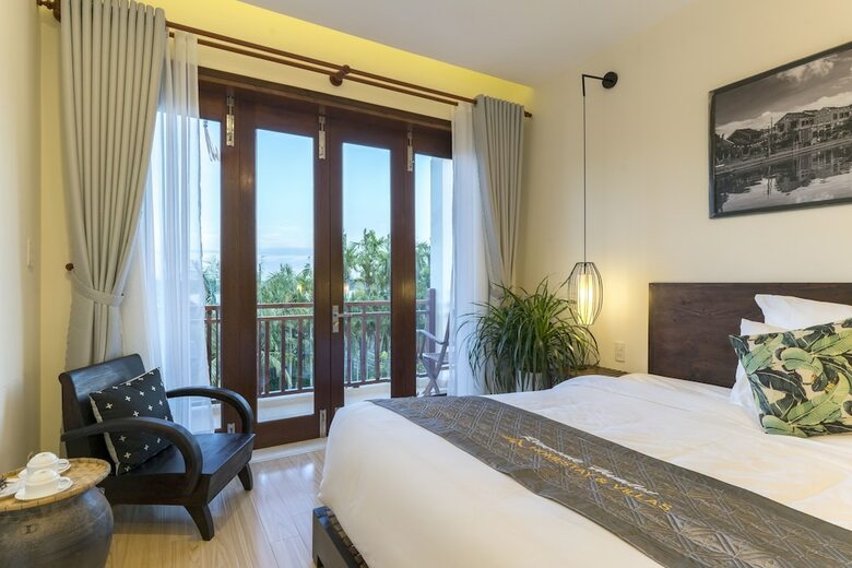 Riverside Hamlet Homestay & Villas