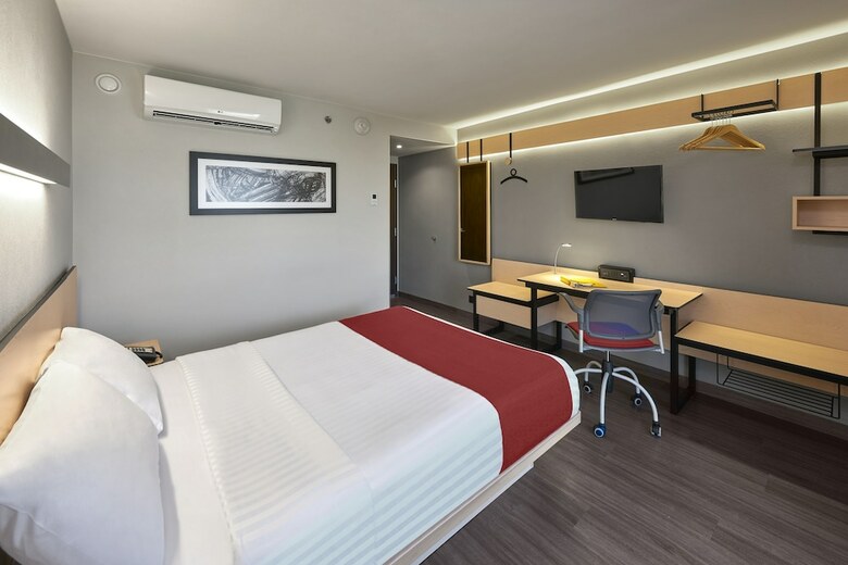 Hotel City Express Monterrey Lindavista