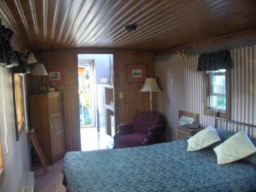 Posada Train Station Inn