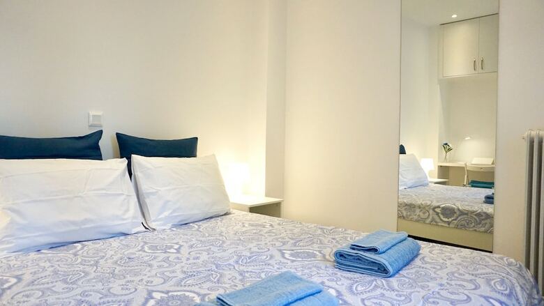 Apartamentos Lovely-bright Apt - Hilton Hotel Area