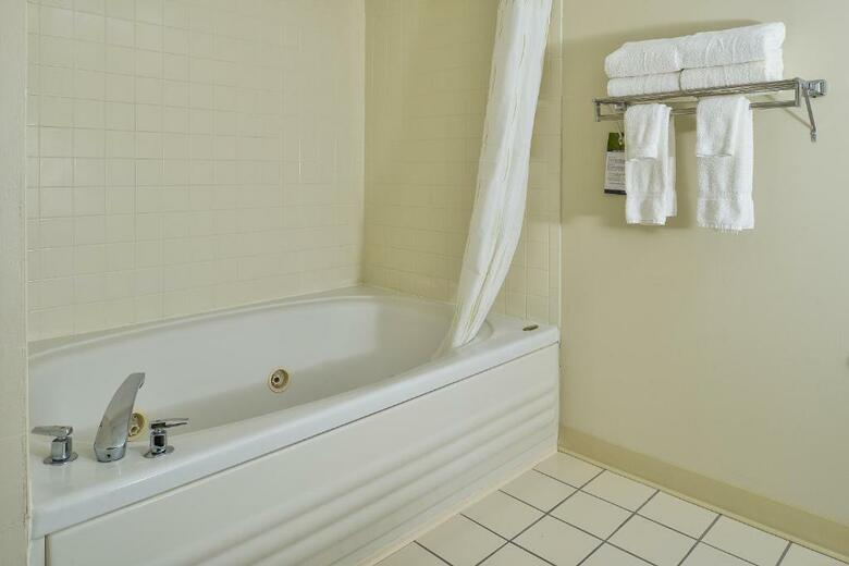 Hotel Comfort Suites At Tucson Mall