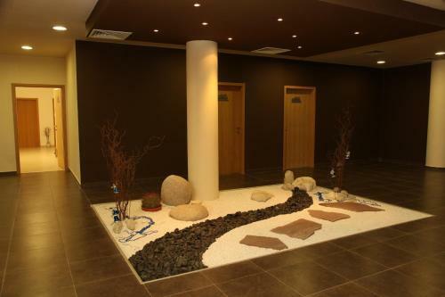 Aparthotel Aspen Golf, Ski And Spa Resort