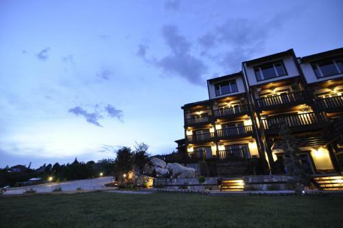 Aparthotel Seasons