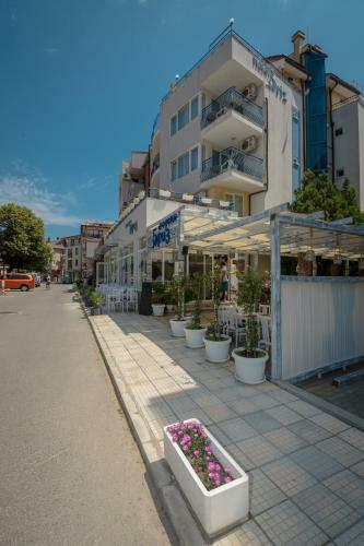 Hotel Briz