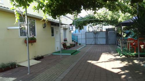 Hostal Tatiana Guest House
