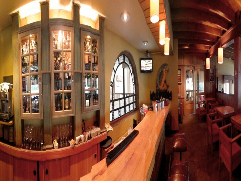 Hotel Cabaa Del Lago