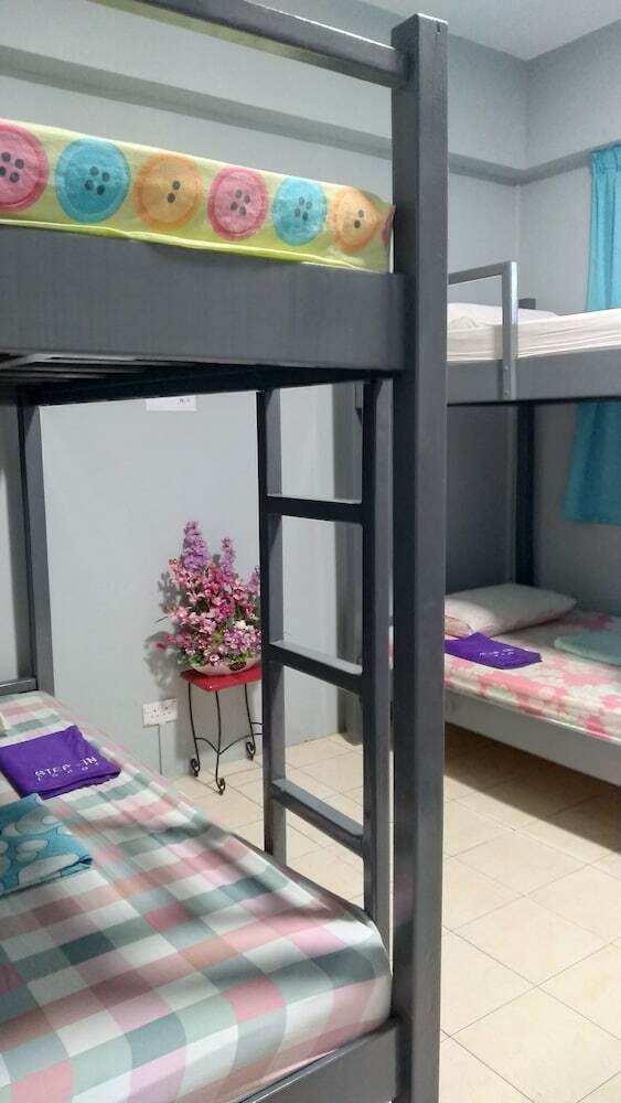 Hostal Step In Lodge - Hostel