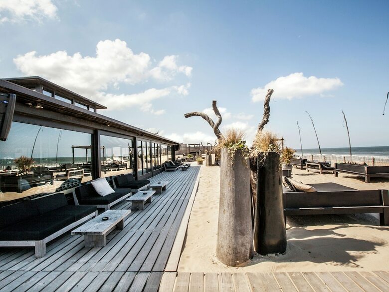 Modern Lodge With Dishwasher, 100 M. From The Sea