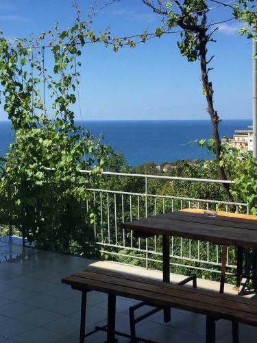 Hostal Chaika Guest House