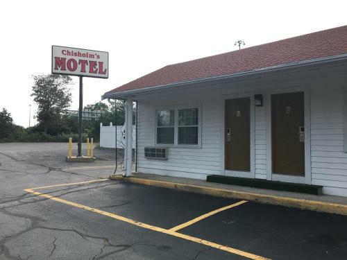 Chisholm's Motor Inn