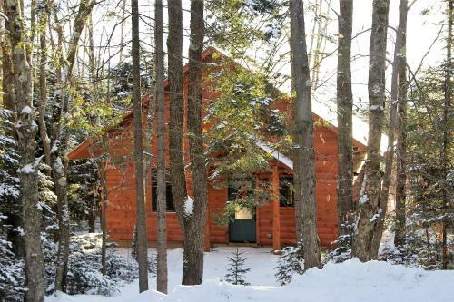 Lodge Robert Frost Mountain Cabins