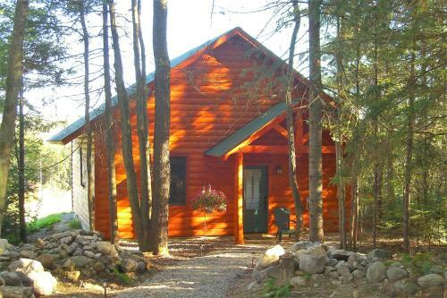 Lodge Robert Frost Mountain Cabins