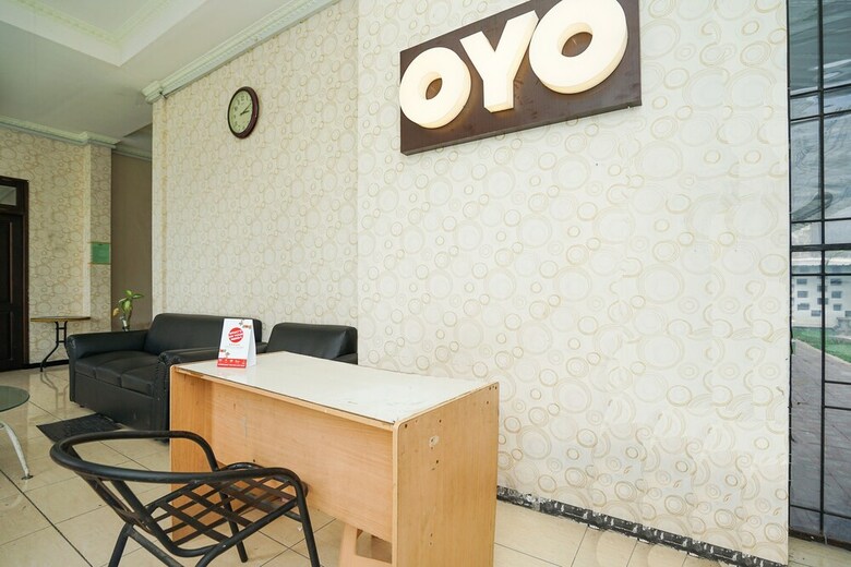 Hostal Oyo 511 Grace Residence