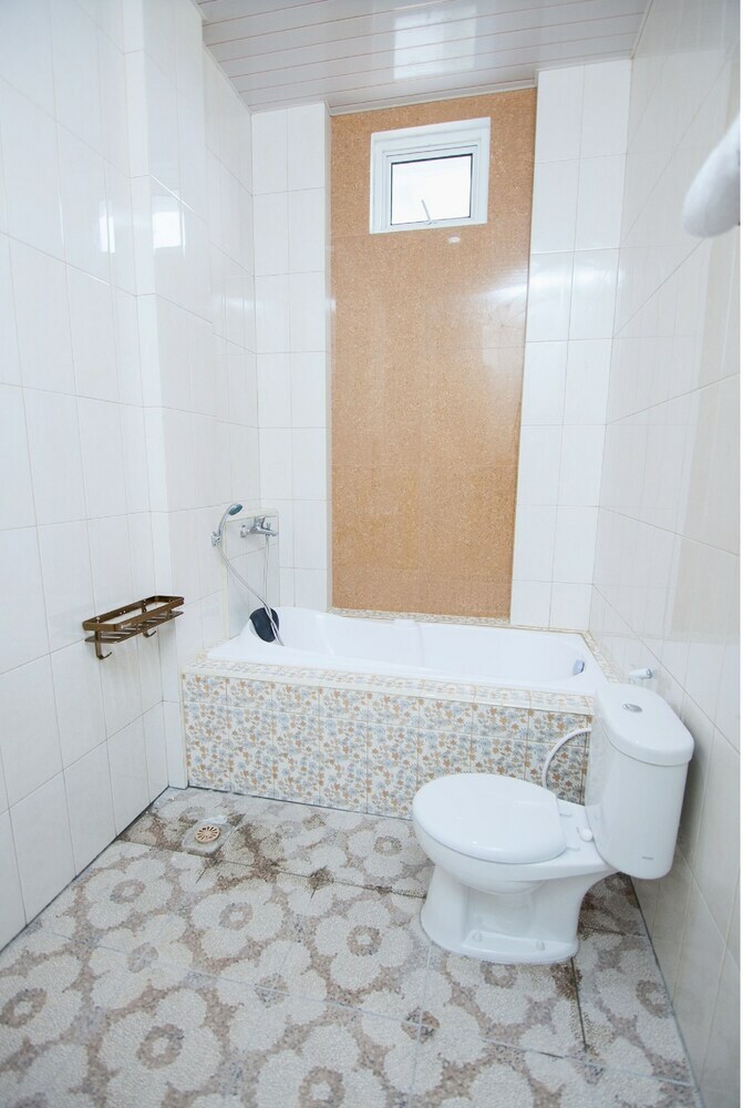 Capital O 540 Esther Hotel