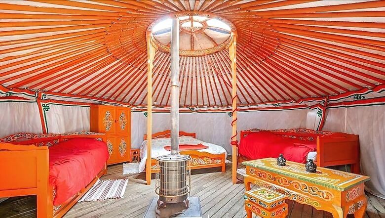 Bed & Breakfast Cabanes Et Yourtes de La Vall�e de L'ance