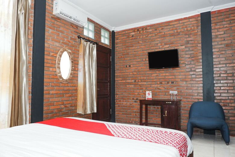 Hostal Oyo 550 Kebon Krapyak Cottage