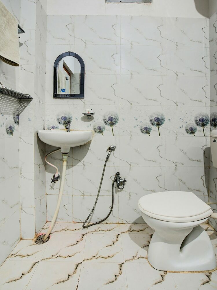 Oyo 26889 Hotel Shree Vishnu Regency