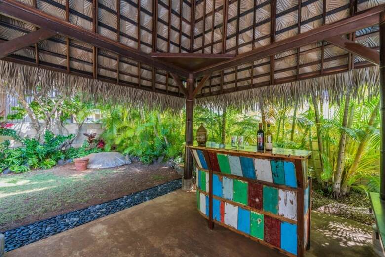 Hale Bali